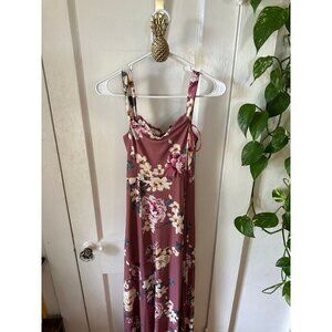 Windsor women’s size medium floral maxi dress